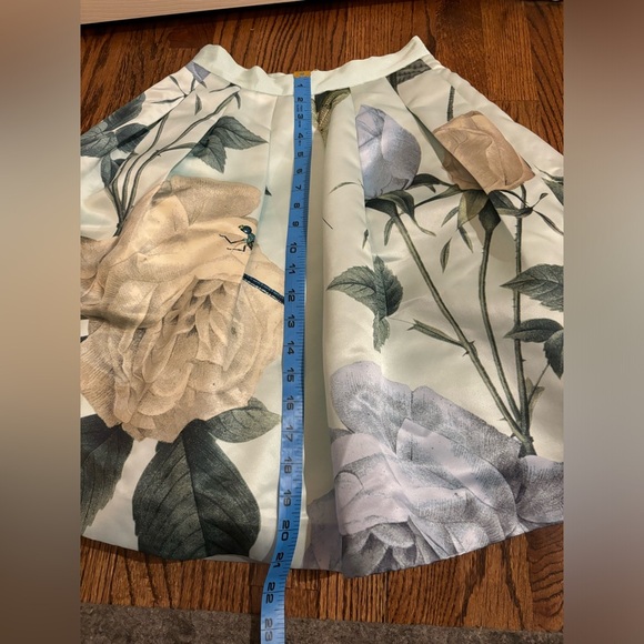 Ted Baker London Floral Midi Skirt - White and Green - Picture 7 of 9